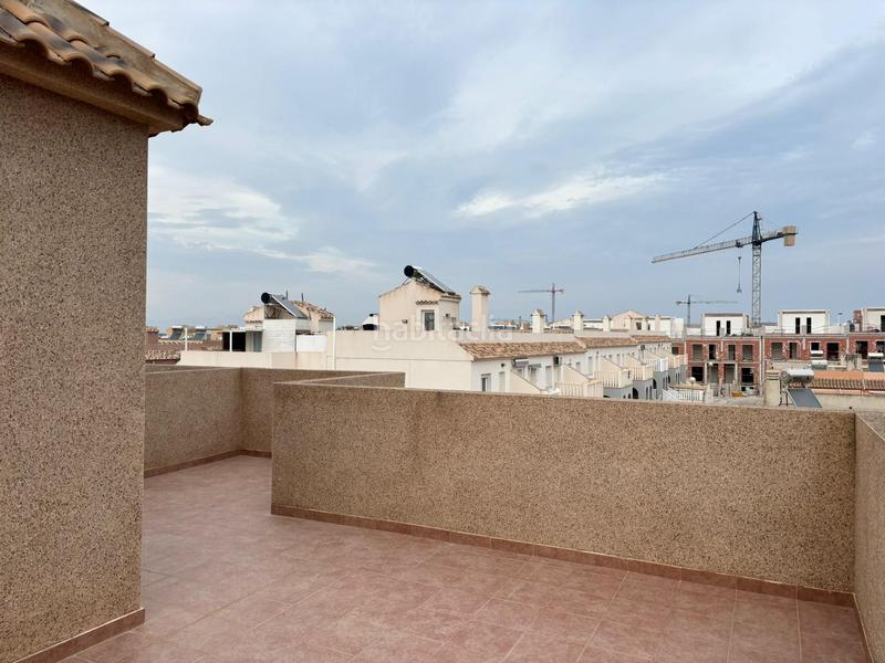 Foto acd37bbd-6ec8-48be-acc7-d45d4fd7cd76. Alquiler casa en Monte y Mar Santa Pola