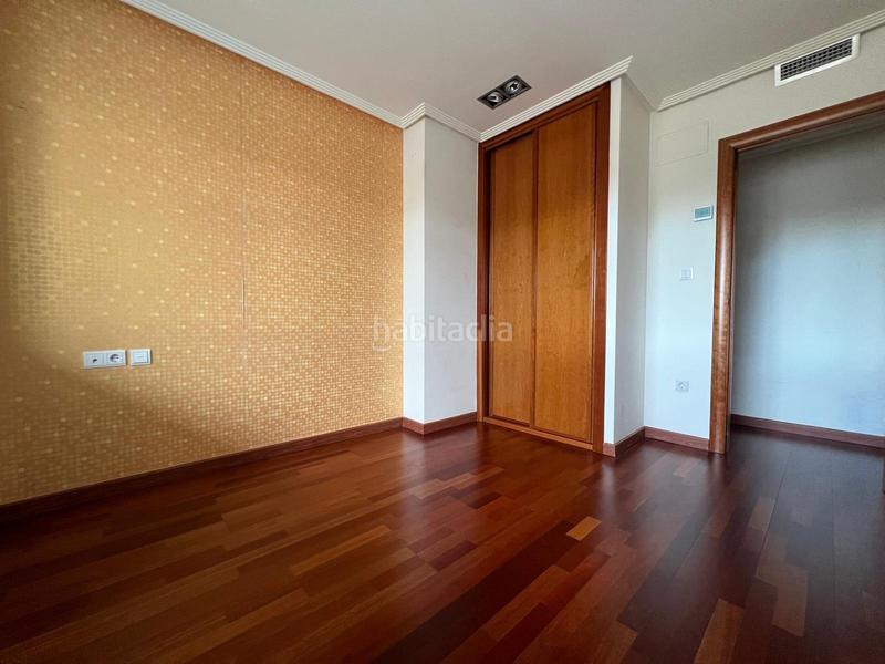 Foto bb29382f-1ef3-4d04-ac6b-3dc8f8eb64a7. Appartement avec chauffage parking piscine dans Nou Altabix Elche / Elx