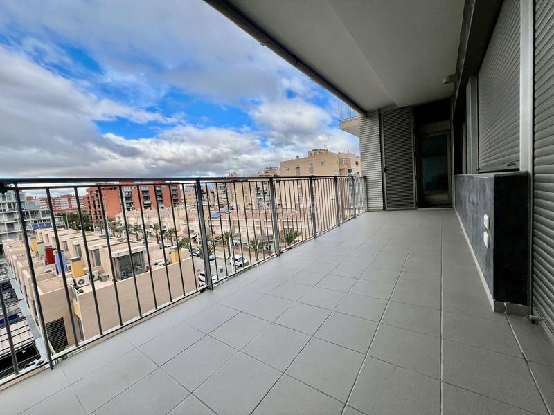 Foto eed8ea6b-b6f5-4ea4-ba81-15f0ced0a854. Appartement avec chauffage parking piscine dans Nou Altabix Elche / Elx