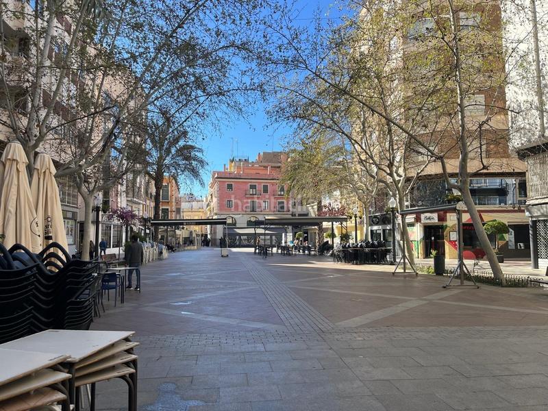 Foto 6e064b4c-5c8f-4a6e-9549-fab5994c0ad5. Location local commercial dans Centro Elche / Elx