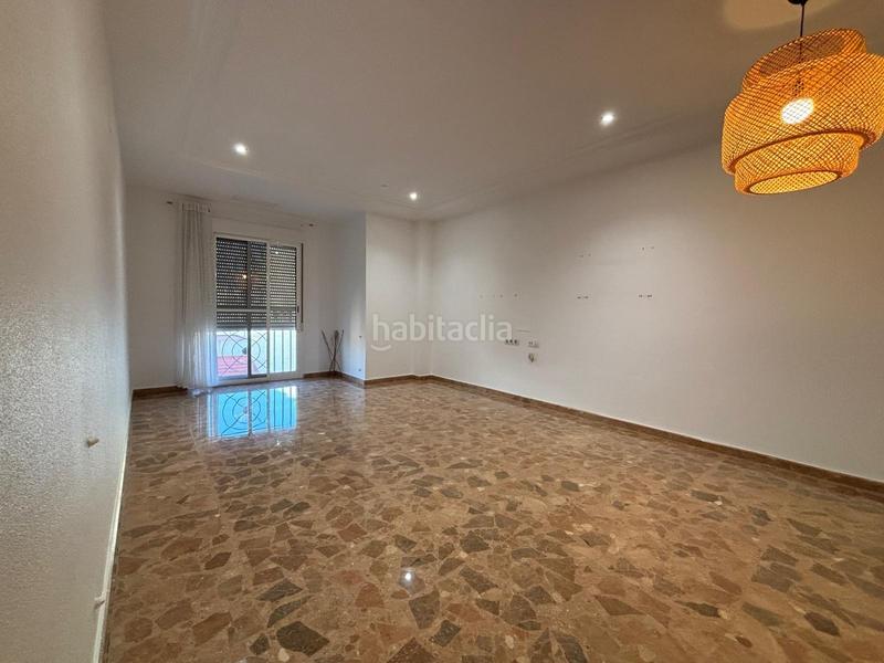 Foto e9d63f86-a316-46a3-8f2a-686d84427a75. Miete etagenwohnung in Sector V Elche / Elx