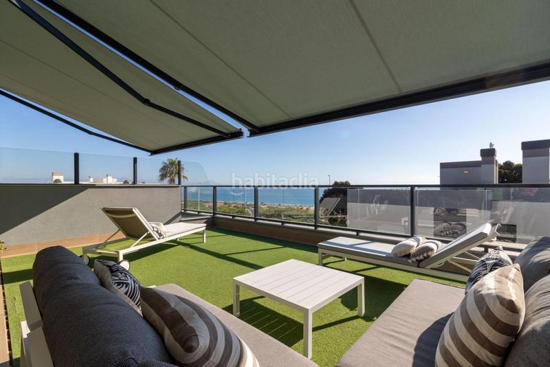 Foto f0cf99b8-7d77-4964-ab15-4f1a0af2b46b. Apartamento en Monte y Mar Santa Pola