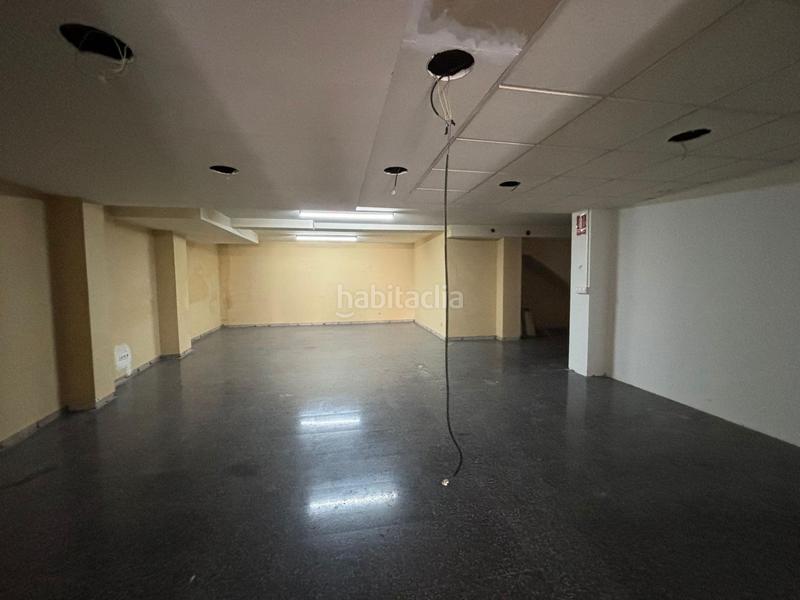 Foto 22e904b3-f113-4ebe-ad08-8ddf1e5f7c91. Alquiler local comercial en Centro Elche / Elx