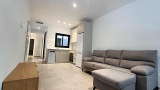 Rent Ground floor in Pont Nou - Corazón de Jesús