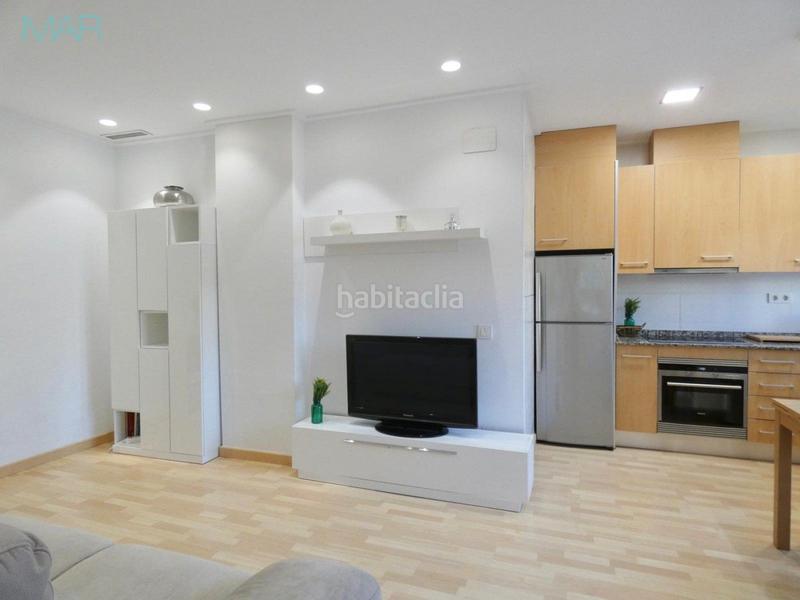 Foto f14b3e5f-ab62-4758-b36e-37d9cc88e0c0. Ground floor in El Raval - Portes Encarnades Elche / Elx