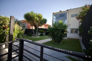 Doppelhaus in Monforte del Cid. Exclusivo pareado en alenda golf lujo y comodidad a solo 20 minu