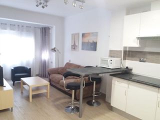 Etagenwohnung in Plaza Crevillente - Antiguos Juzgados - El Asilo