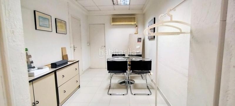 Foto 511dced6-c0b4-4cc4-b0de-af737d6edd15. Miete büro in Centro Elche / Elx