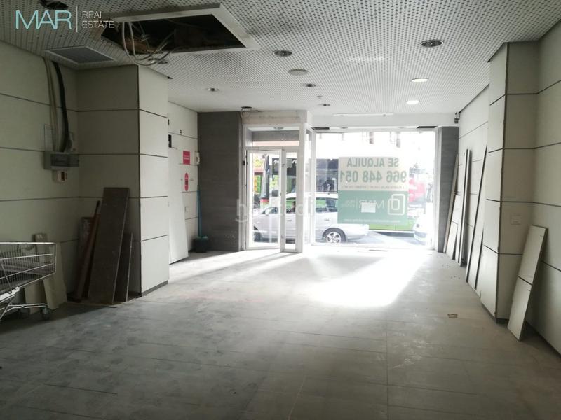 Foto 24980d58-f336-4728-a690-afb50847cf3f. Alquiler local comercial  270m en Centro de elche en Elche / Elx