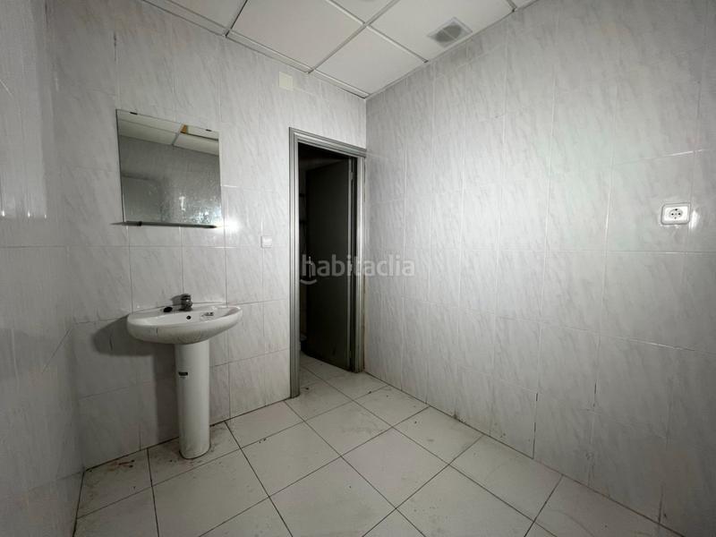 Foto a94ce023-1d4d-41d8-9334-b3232b89c7a0. Location local commercial dans El Raval - Portes Encarnades Elche / Elx