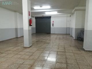 Geschäftsraum in Carrús Oeste. Gran local comercial en zona plaza madrid