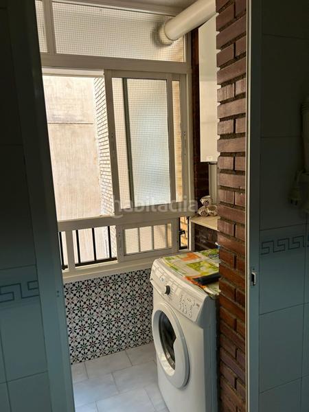 Foto 0d9ef9dd-60c0-47a9-9cbb-dc736584ca0f. Piso en Suárez Málaga