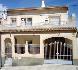 Chalet  Calle de granada