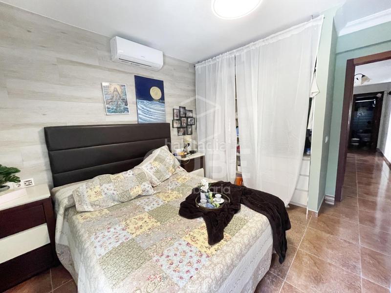 Foto 904c2335-ef7b-4236-abbb-be5549a911c5. Piso en Parque Victoria Eugenia Málaga