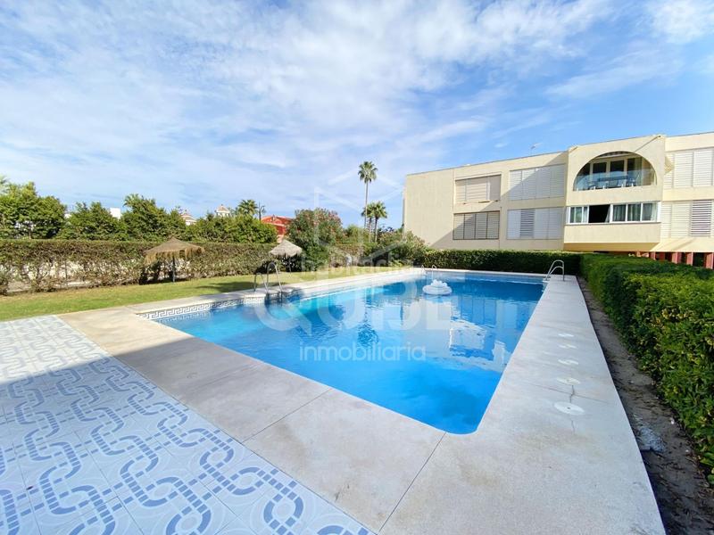 Foto 7b12cf24-bc4a-4951-a645-b7d2e353a12b. Flat with pool in Guadalmar Málaga