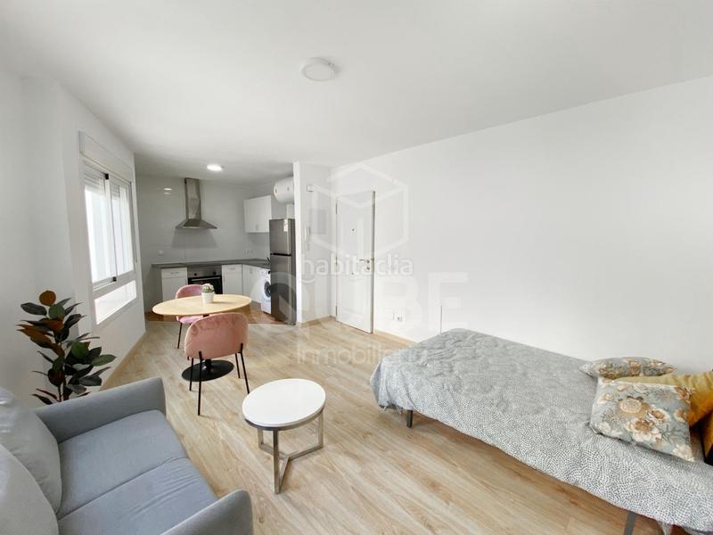 Foto ade8ebb2-689c-492d-9a8a-dc2f92820bcd. Studiowohnung mit parking in Parque Victoria Eugenia Málaga