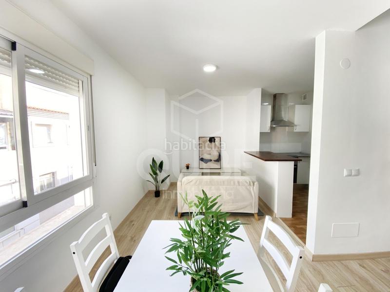 Foto f4cbfeab-dafc-4bd2-aed7-3b88bfb3b78a. Penthouse with parking in Parque Victoria Eugenia Málaga