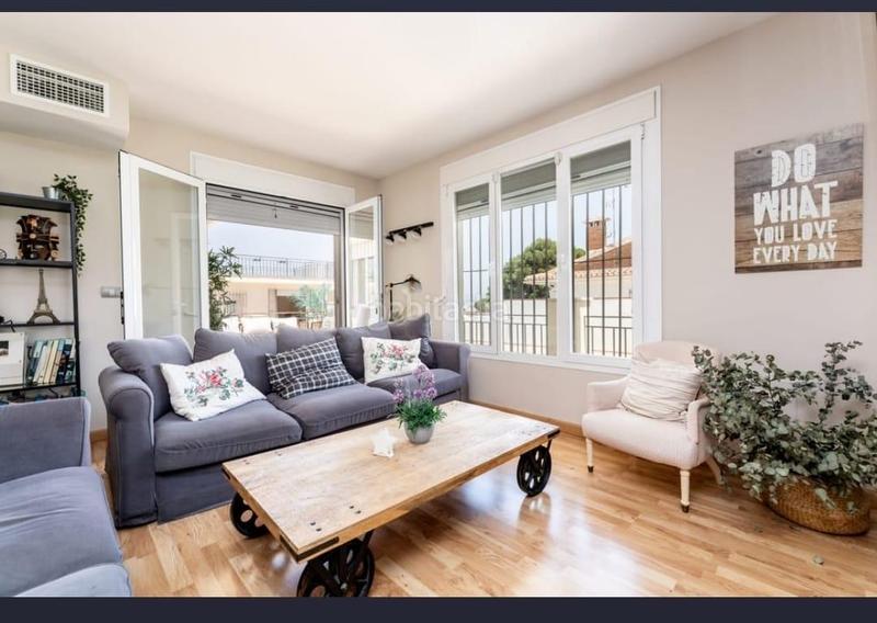 Foto 5a0bf477-9aec-47ef-b310-b7f464c04e94. Chalet avec parking piscine dans Manantiales - Lagar - Cortijo Alhaurín de la Torre