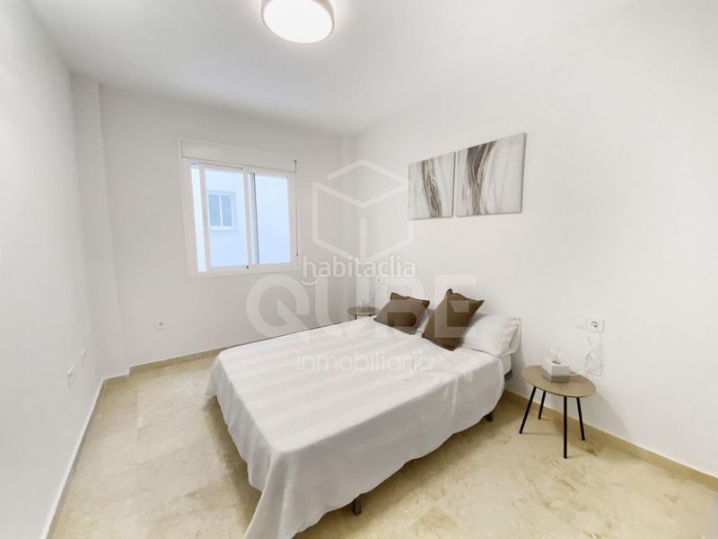 Foto be557bf7-e30d-4586-88c4-1daf8d5a1a97. Pis a El Ejido Málaga