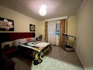 Flat in Calle plaza de miraflores