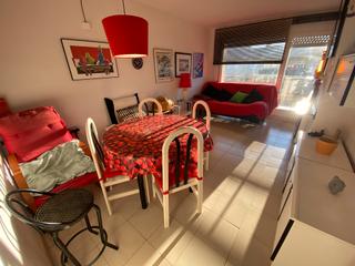 Appartement  Carrer indústria. Piso con gran terraza y parking situado a pocos metros de la pla