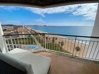 Appartement in Urbanitzaci torre valentina 11. Piso de dos habitaciones dobles en primera lnea, completamente