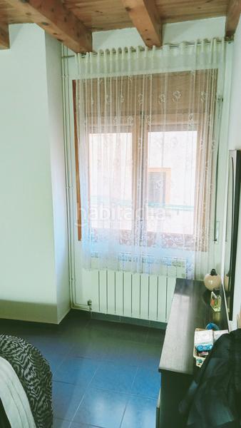 Foto f16bcbfb-ea6b-4408-b79d-817641b4b986. Casa zona molt tranquil·la en Sort