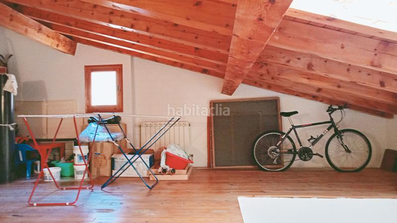 Foto fc52b1f3-6974-4b1e-8889-d6cdbf48e4ae. Casa zona molt tranquil·la en Sort