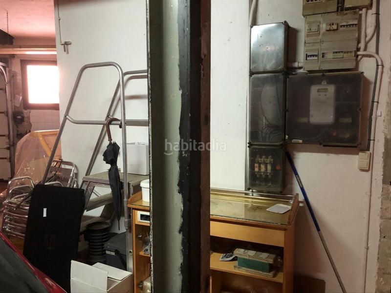 Foto 470b1e2f-7152-4afa-be69-95a5c0b329f0. Locale commerciale in Sort