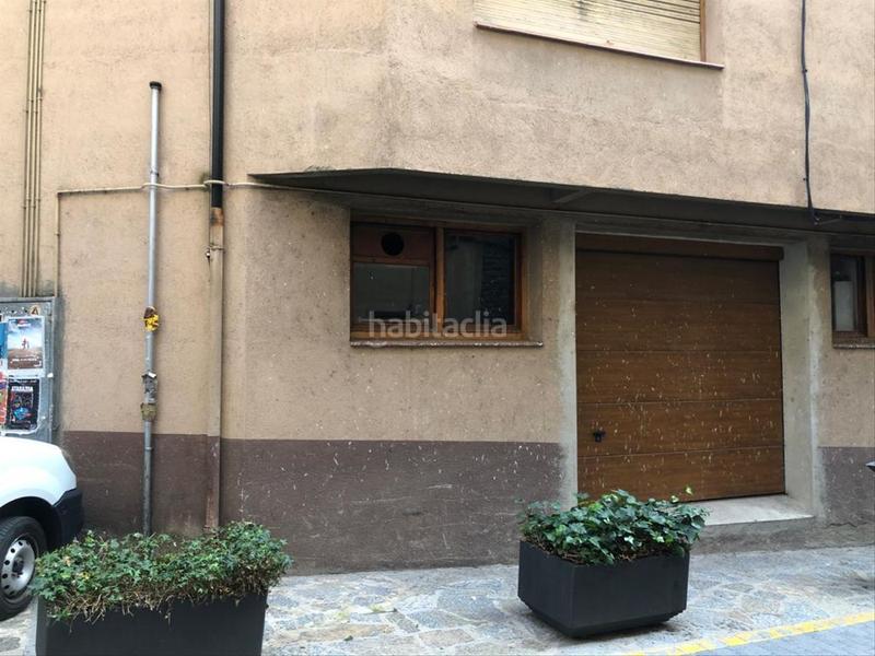 Foto ab8197fb-ec21-4fff-b204-38c1aed80218. Locale commerciale in Sort