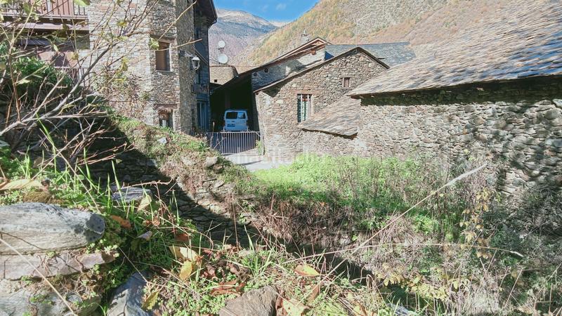 Foto 67172f4b-2547-4190-beea-b3af788fff03. Terreno residencial parcel·la urbana a àreu en Alins