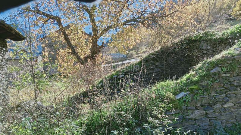 Foto 7f505a31-8c31-44c8-8921-19ec2d61b44a. Terreno residencial parcel·la urbana a àreu en Alins