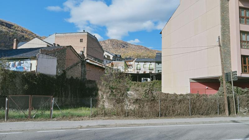 Foto 0a008bb5-995e-446d-8e1e-61fdd20525f3. Terrain résidentiel dans Sort