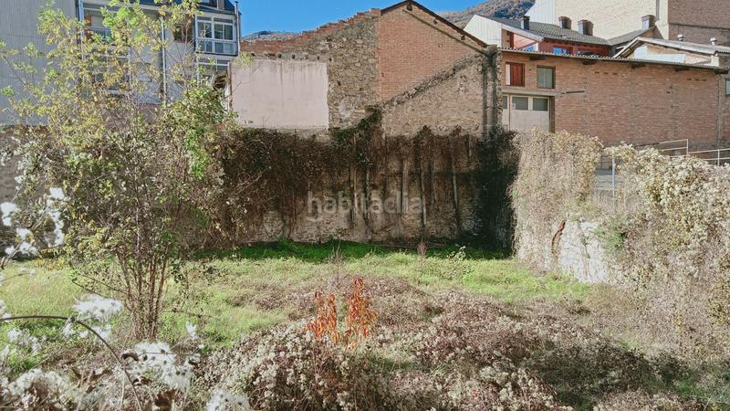 Foto d727c66b-00c2-4bf2-b59f-fe5665add503. Terrain résidentiel dans Sort