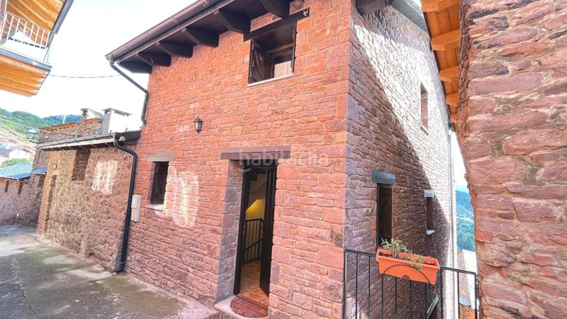 Foto 273bf2cb-1740-4a8c-8857-b9d5d0d1995a. Casa en carrer unic guils del canto 10 espectacular casa en guils del cantó en Montferrer i Castellbò