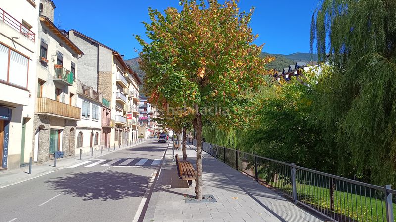 Foto efd64573-dc82-474f-a1bb-f030d71dea8a. Maison dans Sort