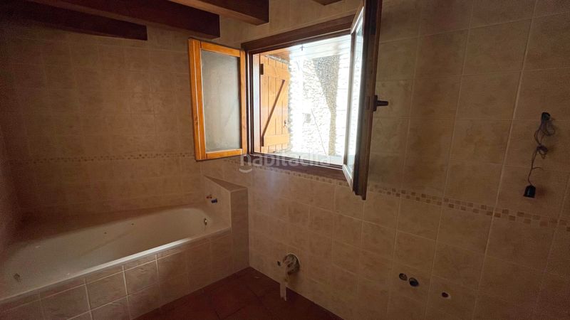 Foto acaf7552-61f9-4b88-b788-3e27fdb18446. Haus in calle mig in Rialp