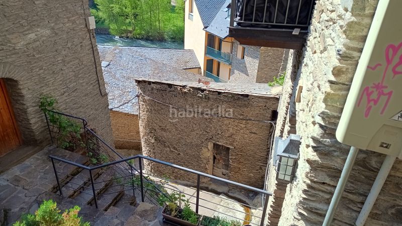 Foto 0b2b85a7-ee30-48b1-bed1-e3d0a3fb9ec5. Masia a Llavorsí