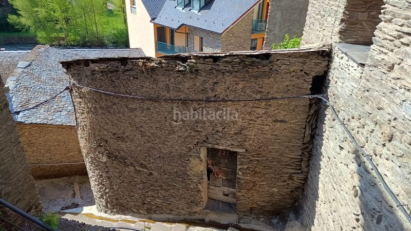 Foto cfebc7a8-303f-4464-a549-58f7a49aa9c2. Masia a Llavorsí