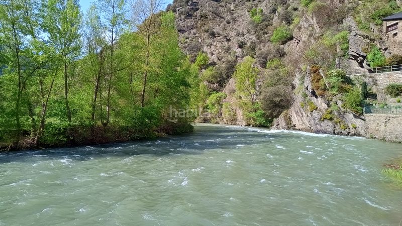Foto fbf65607-1777-4345-bb87-b1369611313b. Masia a Llavorsí