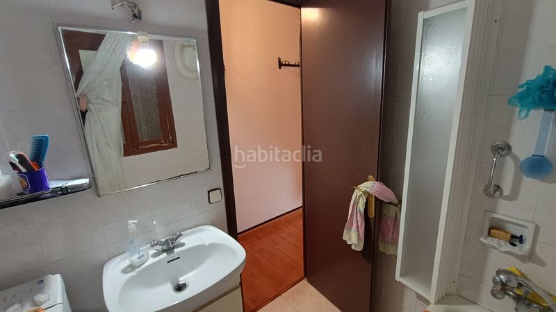 Foto a24dcbf5-7c3d-41ee-b5f0-b02d11c547cc. Pis a carrer major 21 a Sort