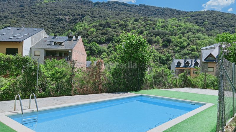 Foto dcdf959c-0dec-4657-b0bd-fcb4240e5d38. Piso  en venta en Sort