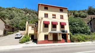 Haus  Carrer unica; baro 16. Casa o chalet independiente