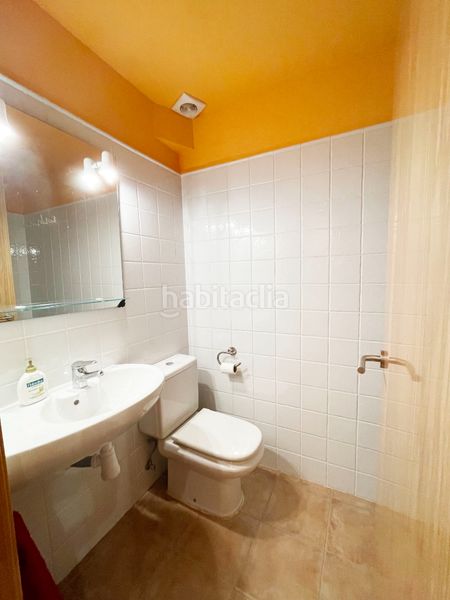 Foto b90336f8-b3c6-4b8c-9d6f-a00e16eb51c2. Appartement in carrer darrere in Rialp