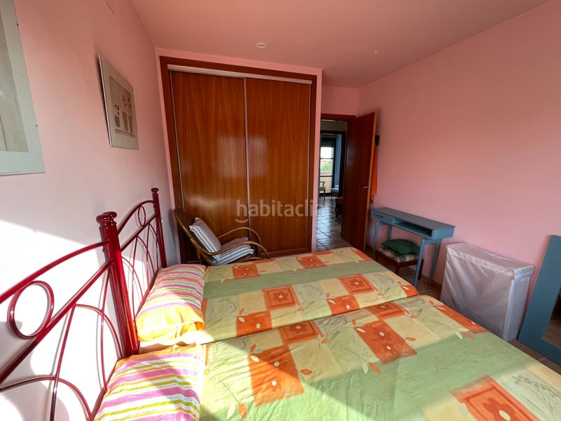 Foto 11c3eb28-d6f5-45e7-92ac-a0e13cdd1cd8. Casa aparellada amb calefacció aparcament a Botarell