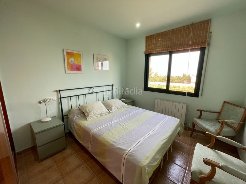 Foto b2bf8001-be79-4d09-b313-df1c02cfc9e0. Casa aparellada amb calefacció aparcament a Botarell