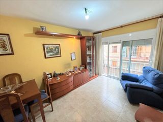 Piso  Avinguda de la generalitat. Piso con 2 habitaciones con ascensor