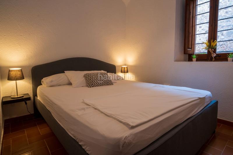 Foto 2ac87726-3877-4100-9b24-e1a8a2401aab. Masía casa rústica con piscina interior y terraza en Boadella i les Escaules