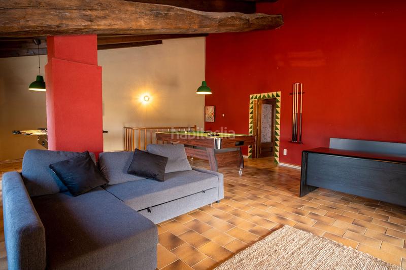 Foto c83b0c27-e67b-4724-8971-3f7ae7b5aa1e. Masía casa rústica con piscina interior y terraza en Boadella i les Escaules