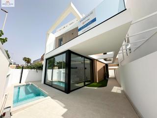 Chalet en Torre de la Horadada. Ottawa luxury villas